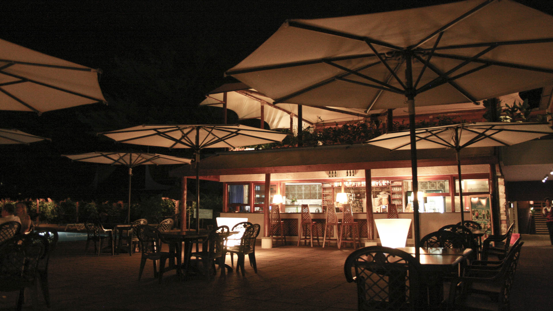 Restauration - Hotel Club du Lac Tanganiyka